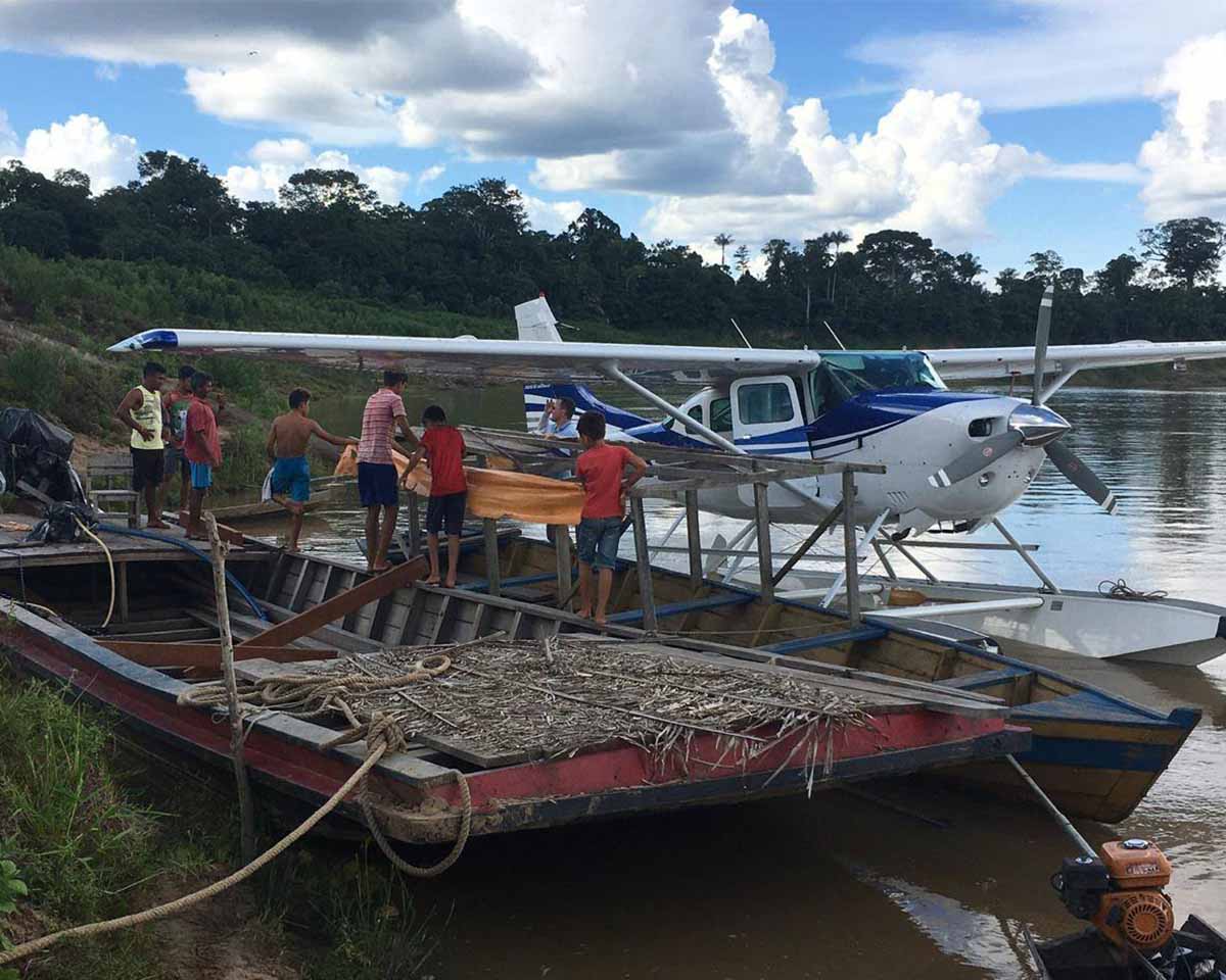 MAF affiliate organisation, Asas de Socorro, has 8 planes. One of them is a Cessna 206 amphibious plane that can land on water!
